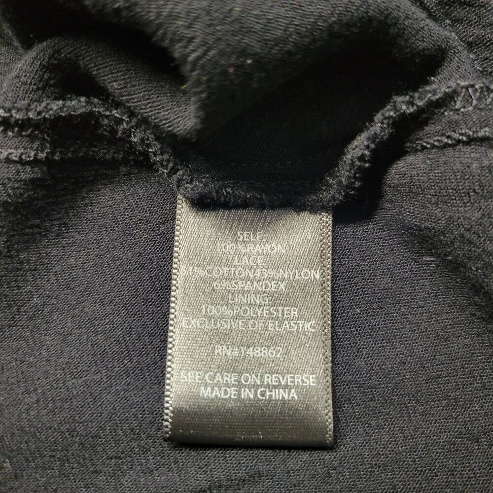 Torrid Size 0 Classic Black Tie V Neck Lace Longsleeve Lightweight Blouse - Picture 8 of 10